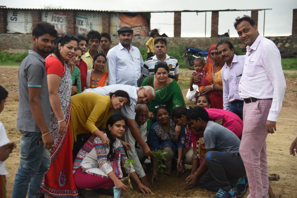 वृक्षारोपण