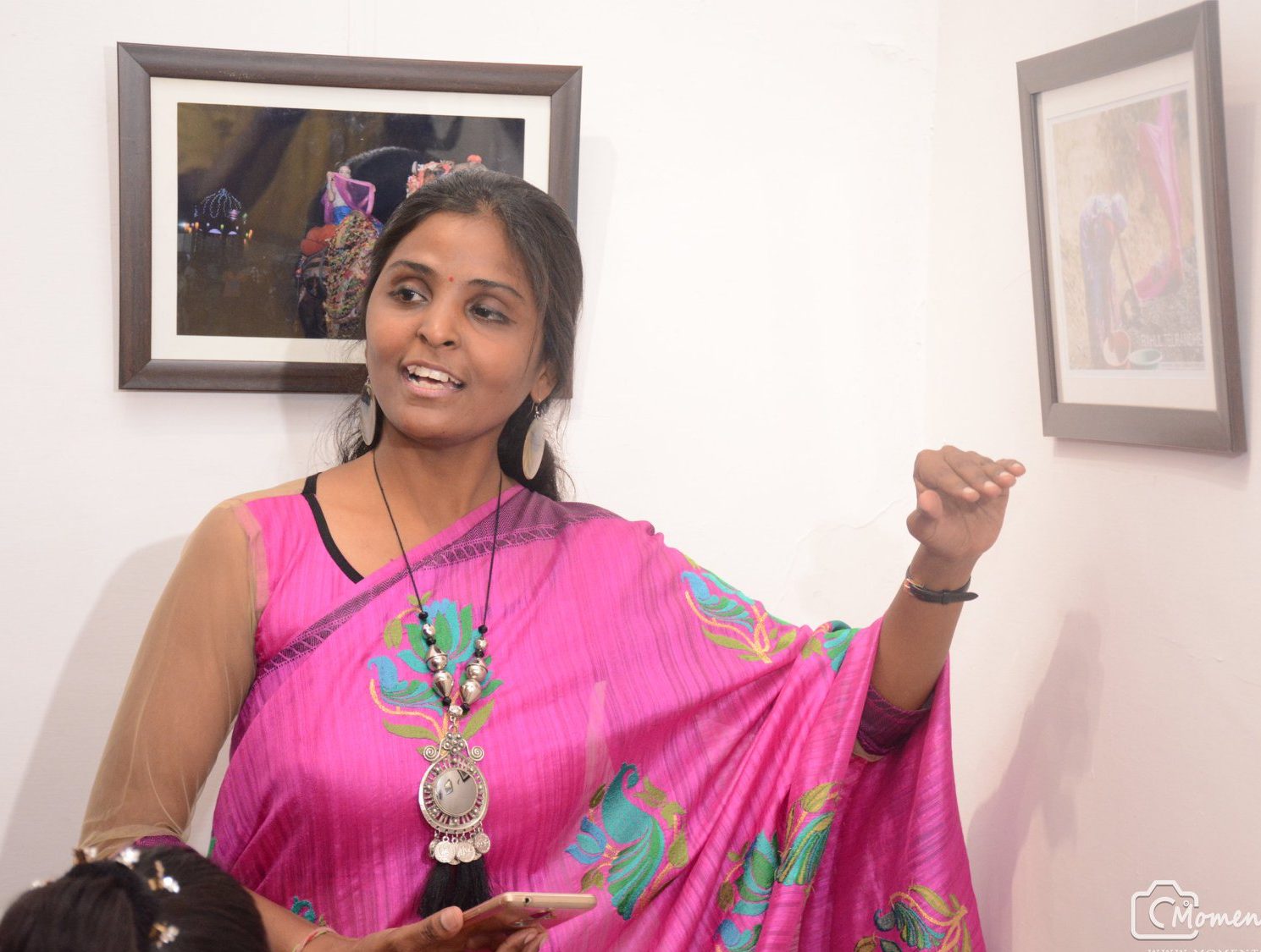 निधि प्रजापति अब डॉ निधि- विश्वविद्यालय द्वारा पी.एच.डी. की डिग्री प्रदान की गई