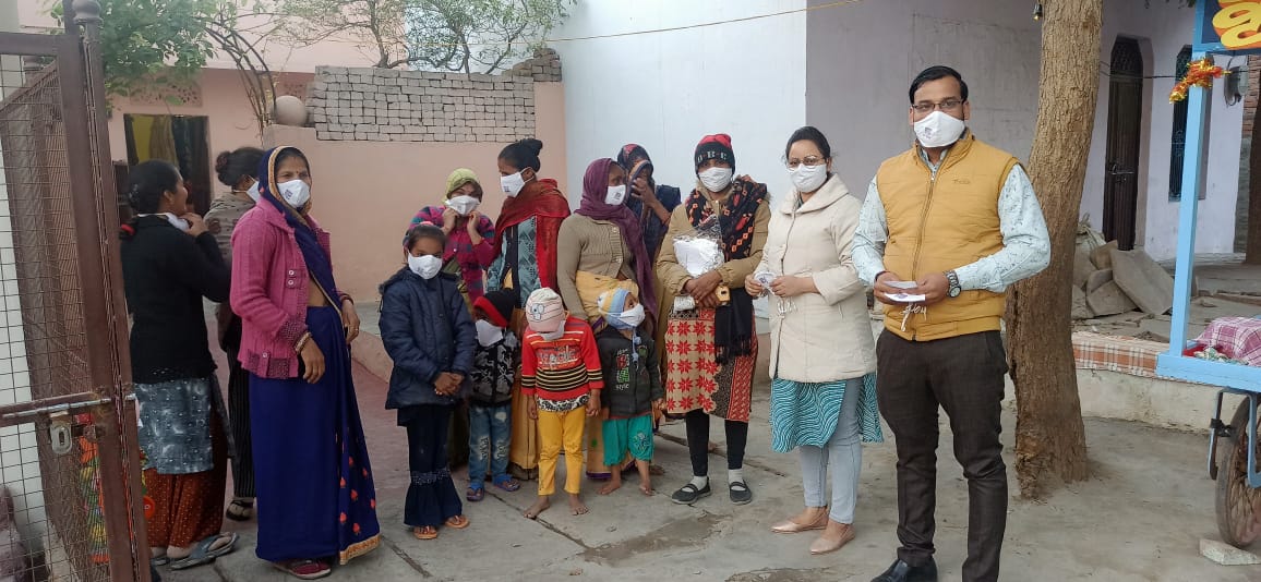 थेगडा बस्ती में हर घर मास्क, घर घर मा स्क अभियान की शुरुआत