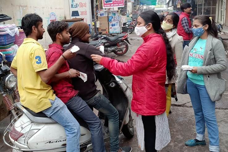 मास्क का प्रयोग वैक्सीन लगने के बाद भी जरी रखे: डॉ. निधि