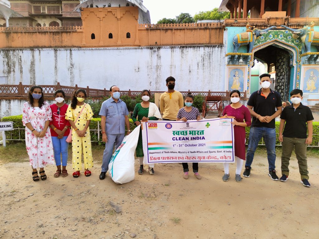 'स्वच्छ भारत अभियान’ में एकत्रित की गई 30 किलो सिंगल यूज़ पॉलिथीन
