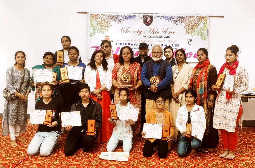 SHE-बच्चों की कलाकृतियों में दिखा पुलवामा आतंकी हमले का दर्द