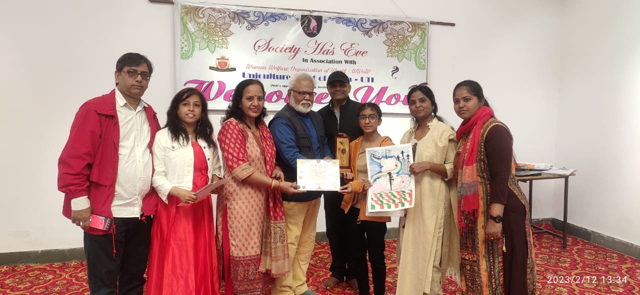 SHE-पोस्टर कम्पटीशन में येशिका, एंजेल और शिंजन प्रथम