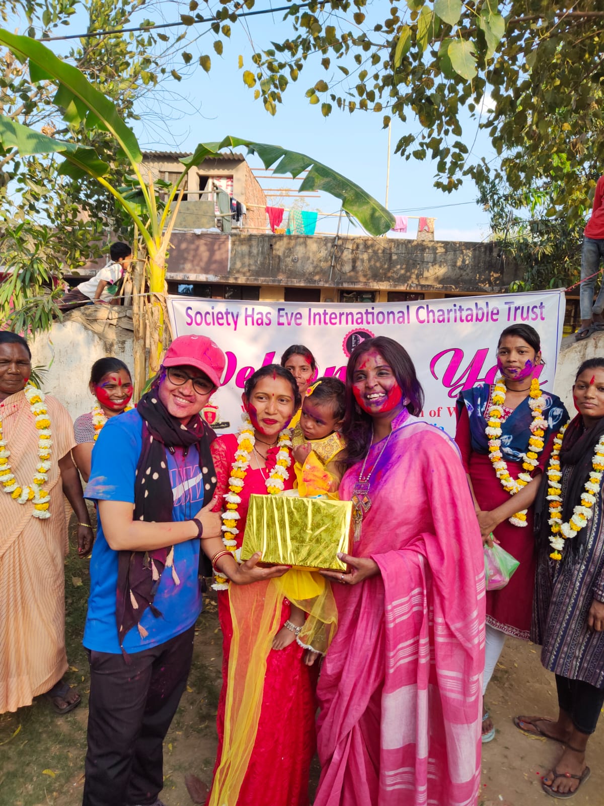 होली और अंतर्राष्ट्रीय महिला दिवस