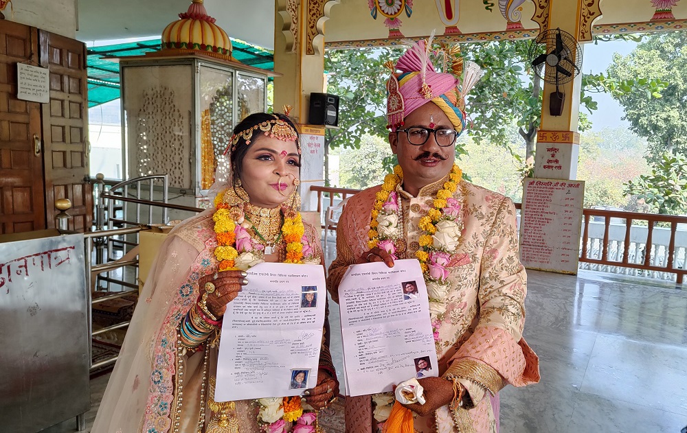 खुद डॉक्टर नहीं बन पाई इसलिए जोड़े के साथ कर लिया डॉक्टरों के लिए देहदान का संकल्प: डॉ. निधि प्रजापति