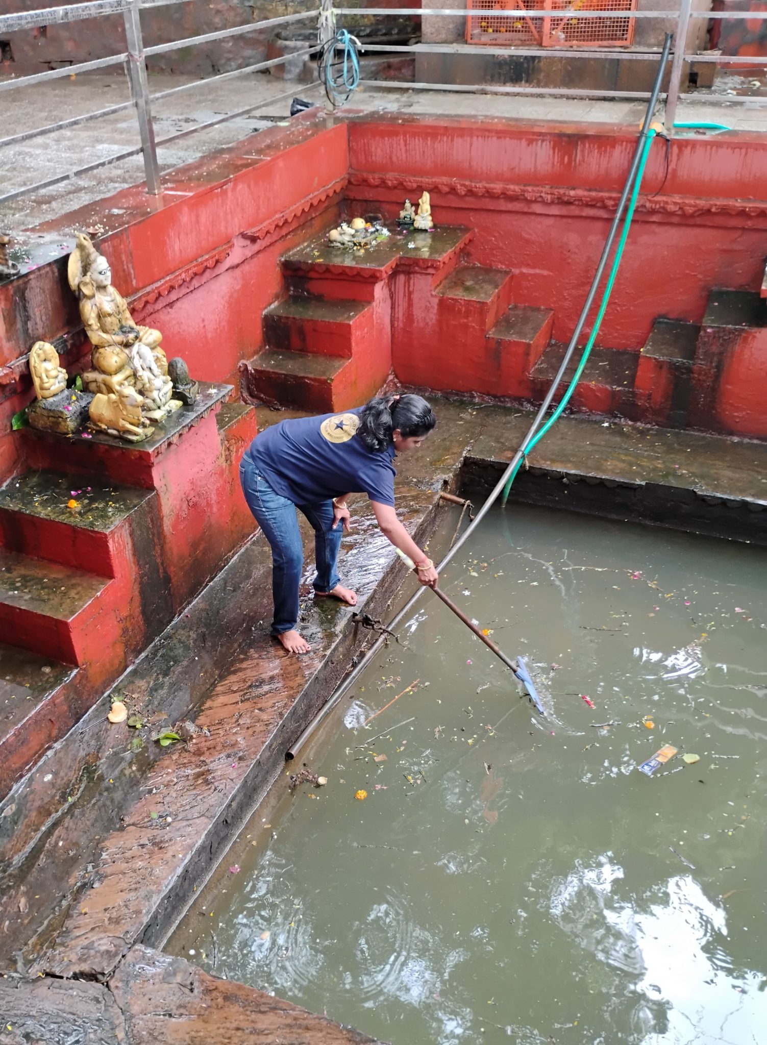    दयनीय स्थित में पहुचें गणपति